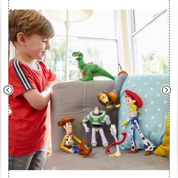 Disney and Pixar Toy Story 4 Character Figures Story Pack Road Trip Adventure